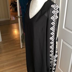 Forever 21 black shift dress/tunic